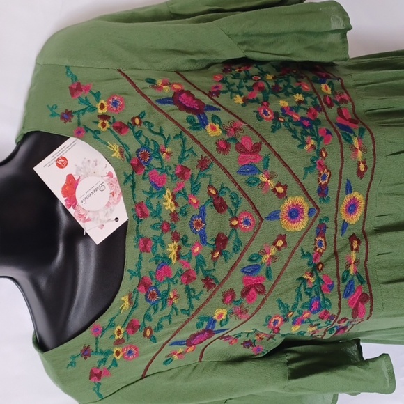 Peasant style dress with gypsy bell sleeves in olive green in size medium lined - Picture 3 of 7